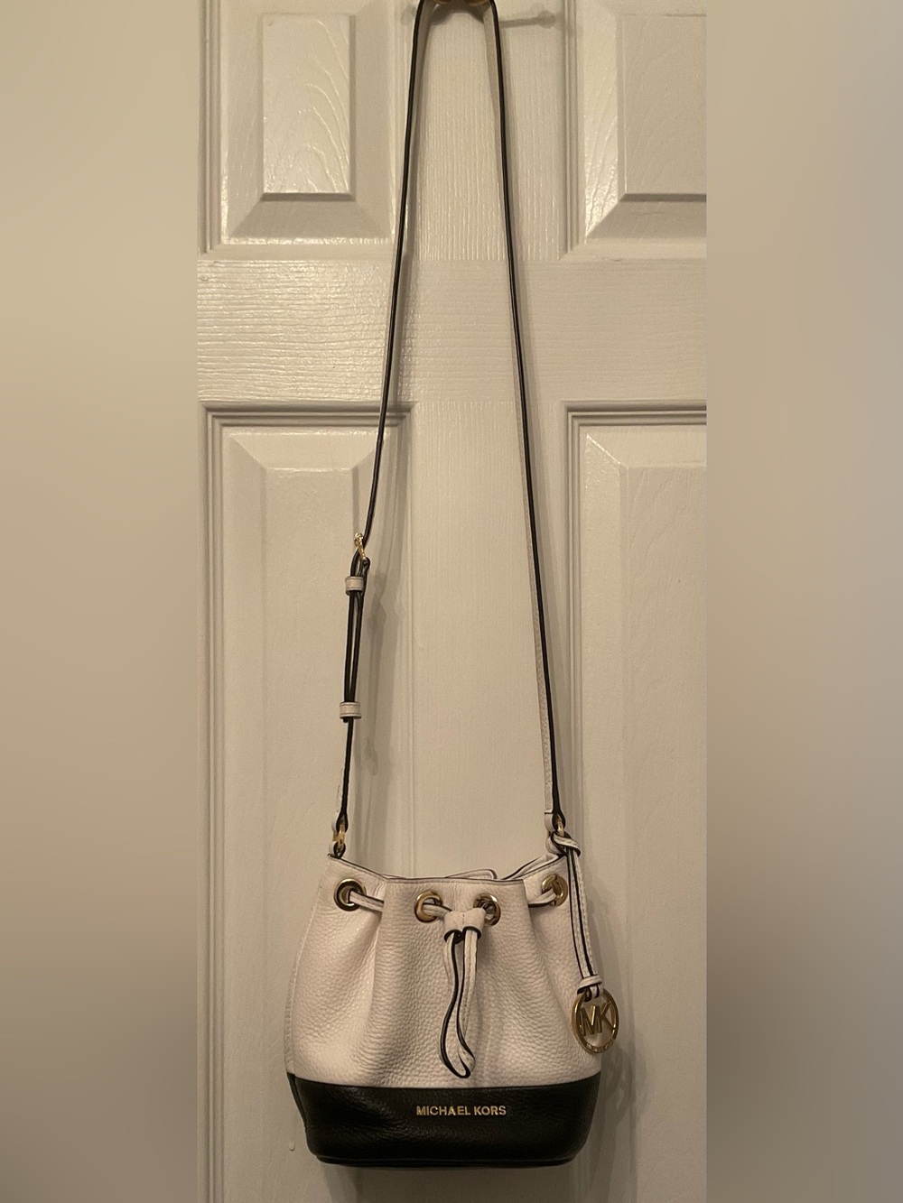 Michael Kors White and Black Pebbled Leather Drawstring Bucket Crossbody Bag